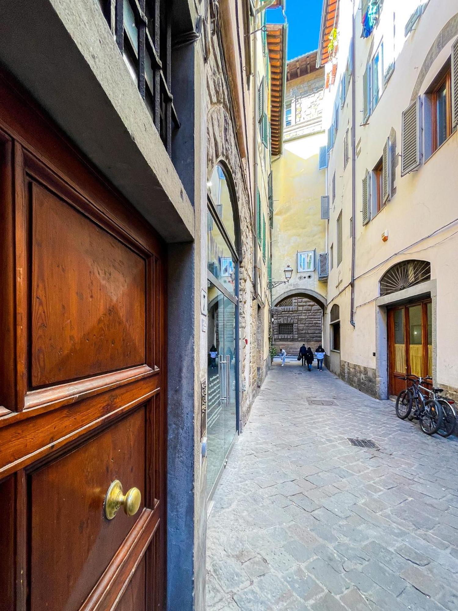 Lovely Apartment Near Piazza Della Signoria Florença Exterior foto